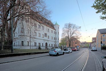 Stadtberger Str. 21 | 86157 Augsburg