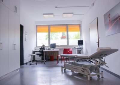 Bild vom ORTHix Standort 3 in Wertingen von Behandlungszimmer